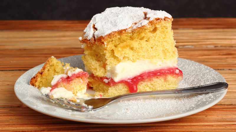 Party Perfect: Where to Order Victoria Sponge Cake | DFH Real Estate